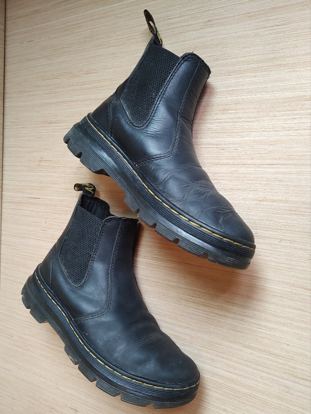 Doc Dr. Martens Embury Chelsea Boots Black Leather Yellow Stitch Pull On Women 7